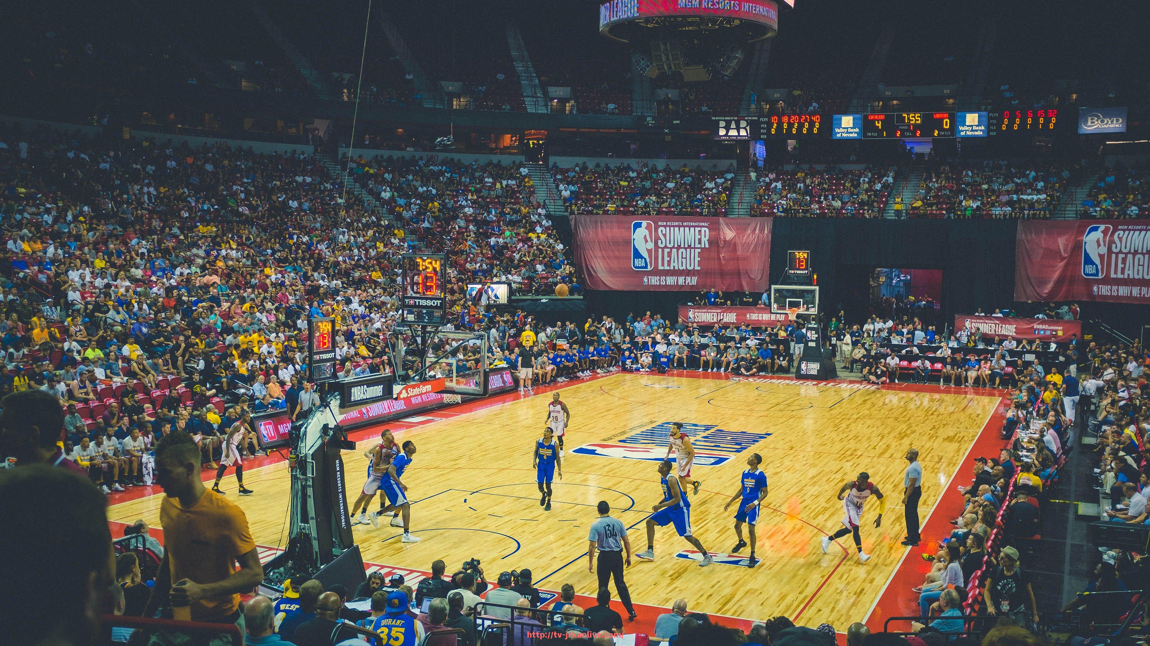 jrkan直播-摩纳哥主场路易二世球场的设施与历史介绍